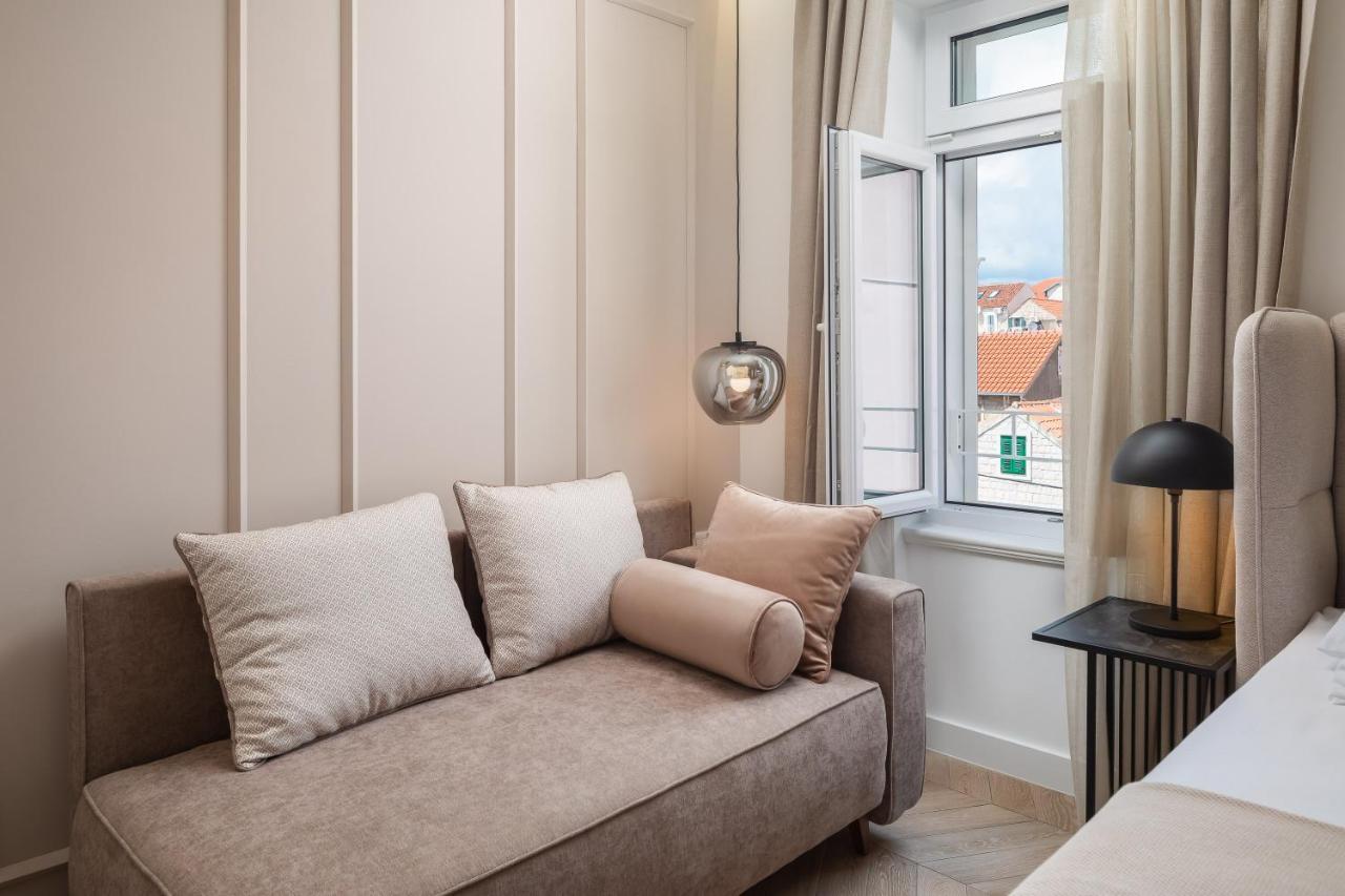 Luxury Le Prestige Few Minutes From Split's Iconic Waterfront *