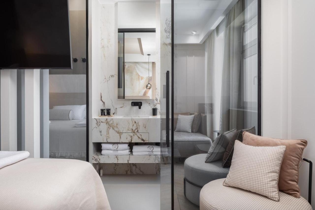 Pensionat Luxury Le Prestige Few Minutes From Split's Iconic Waterfront