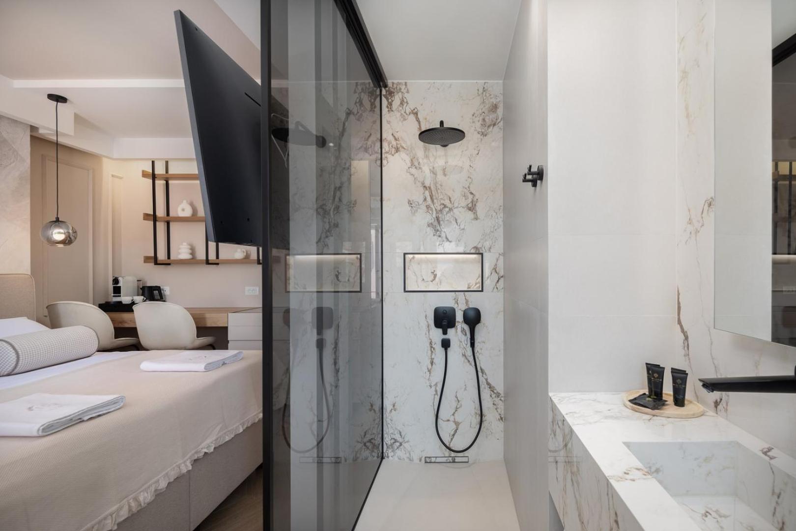 Luxury Le Prestige Few Minutes From Split's Iconic Waterfront