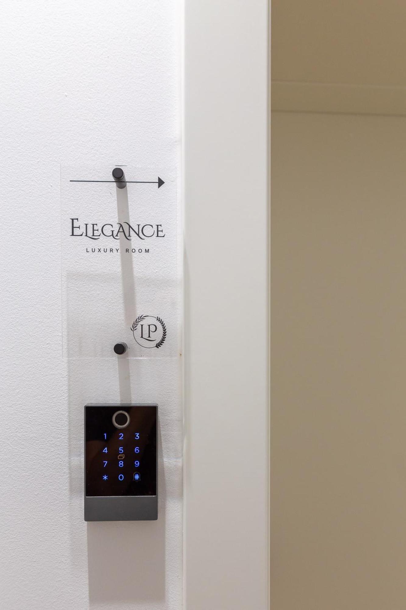 Pensionat Luxury Le Prestige Few Minutes From Split's Iconic Waterfront Split
