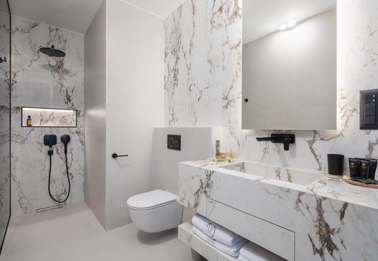 Luxury Le Prestige Few Minutes From Split's Iconic Waterfront * Split