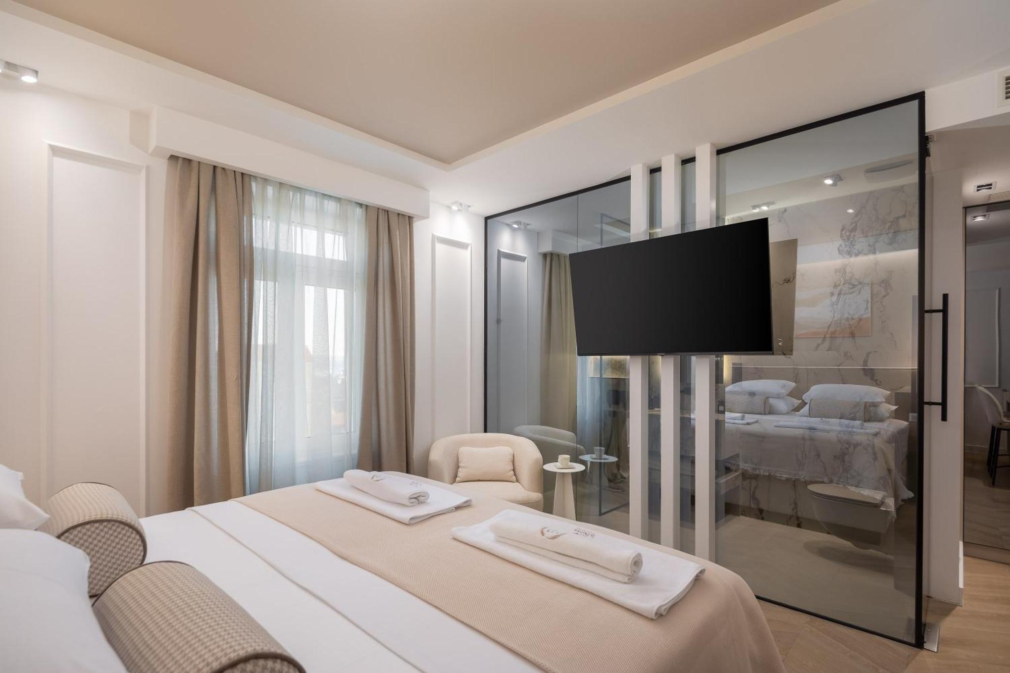 Gæstehus Luxury Le Prestige Few Minutes From Split's Iconic Waterfront